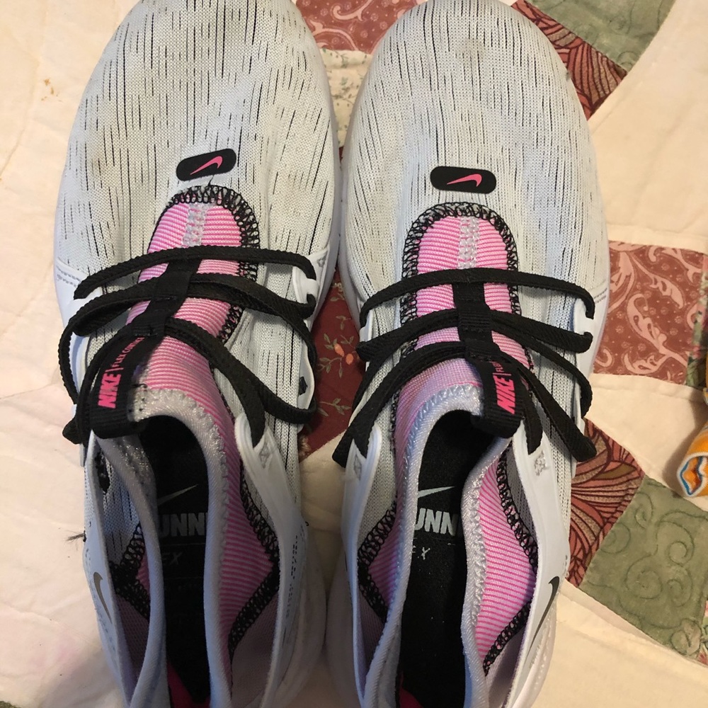 Nike flex running shoes